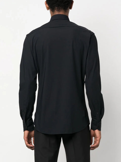 рубашка с вырезным воротником