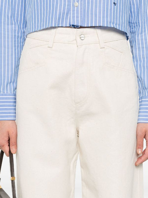 vaqueros de cintura alta y pierna recta