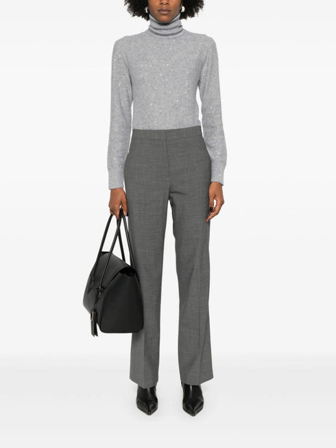 pantalones rectos con pliegues prensados