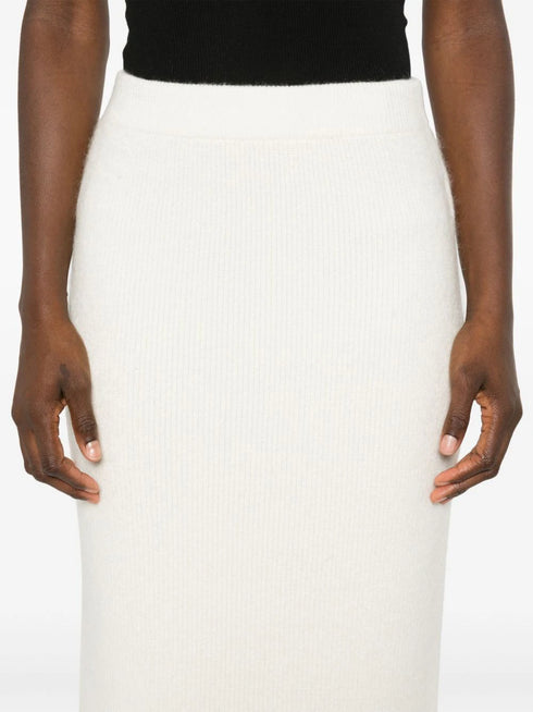 falda de punto acanalado