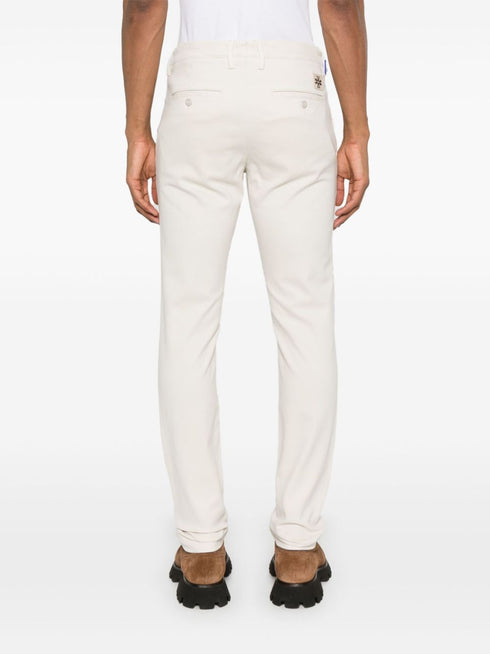 Pantalones chinos Bobby