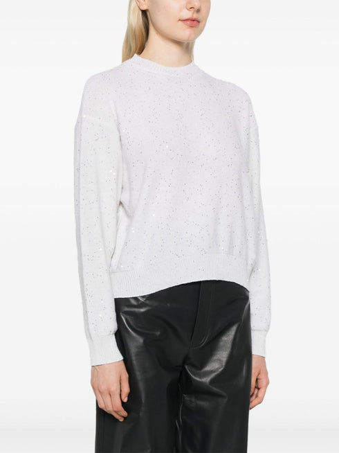 свитер, украшенный пайетками