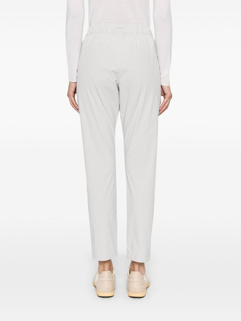 зауженные спортивные брюки