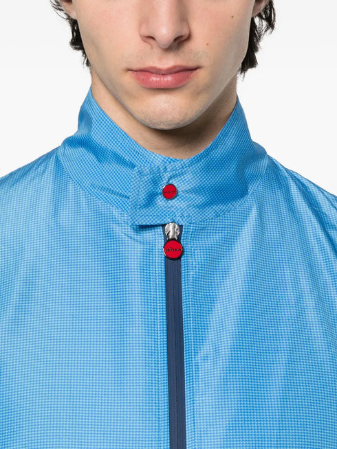 БОМБАРДИРОВЩИК