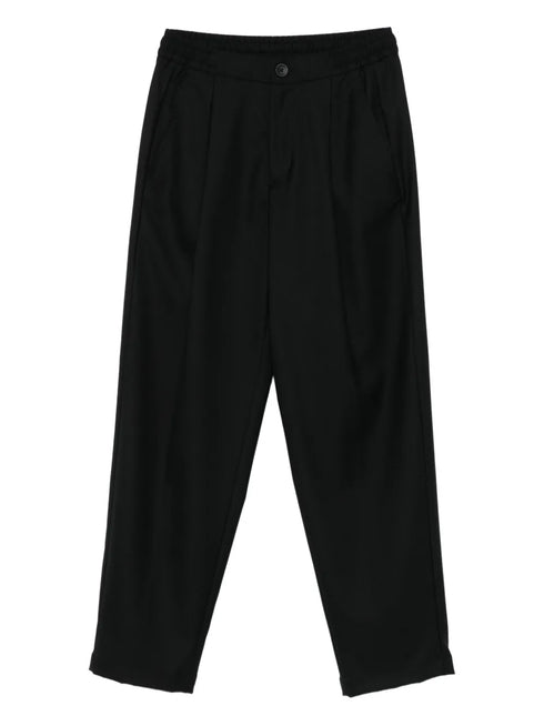 elastic-waist trousers
