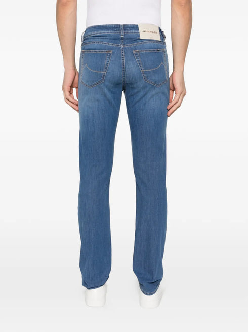 five-pocket jeans