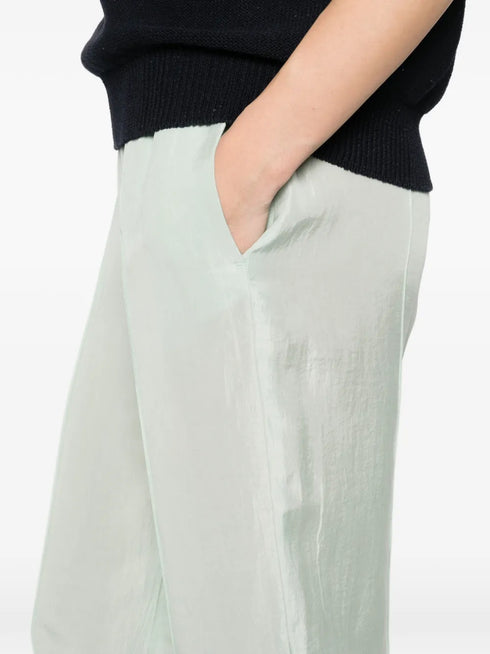 elasticated-waist trousers