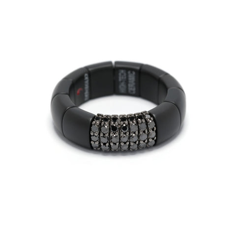 18kt white gold diamond ring