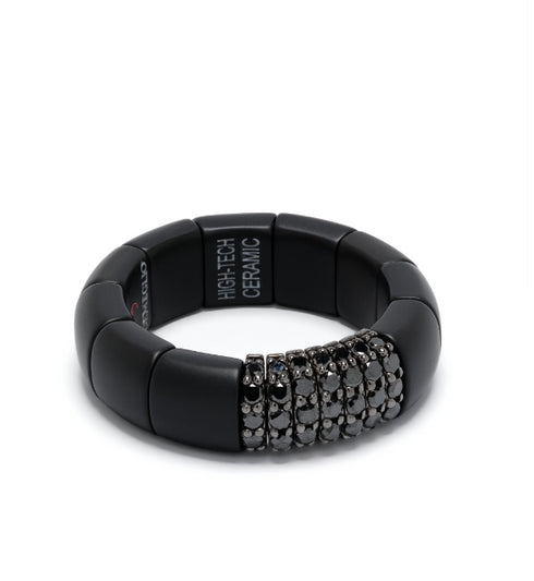 18kt white gold diamond ring