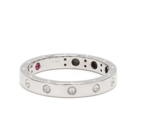 anillo Pois Moi en oro blanco de 18kt con banda fina