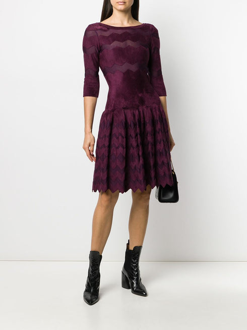 платье миди с шевронным узором