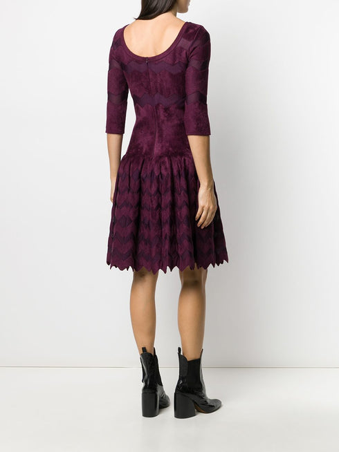 платье миди с шевронным узором