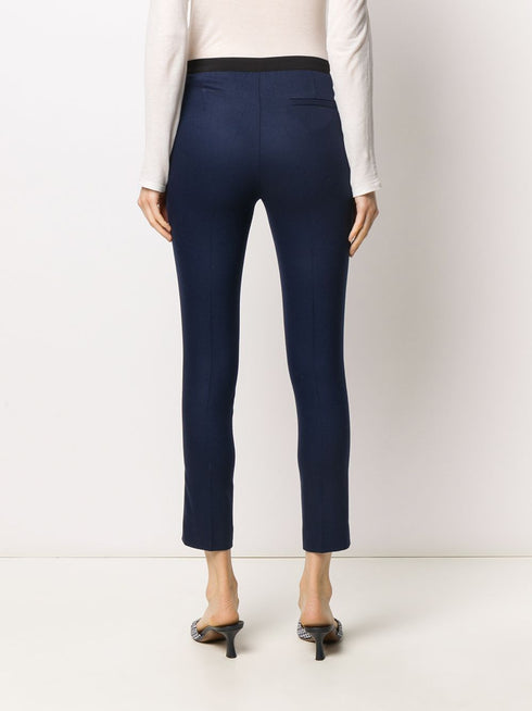 pantalones slim de punto