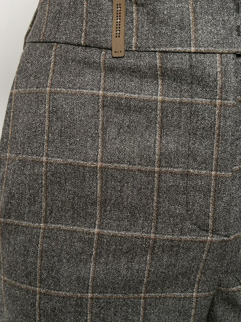 pantalones anchos a cuadros