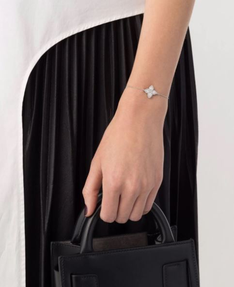 18kt white gold Princess Flower diamond bracelet