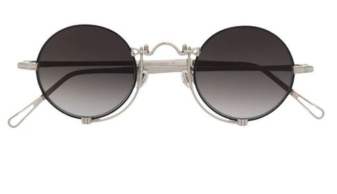 Солнцезащитные очки в круглой оправе