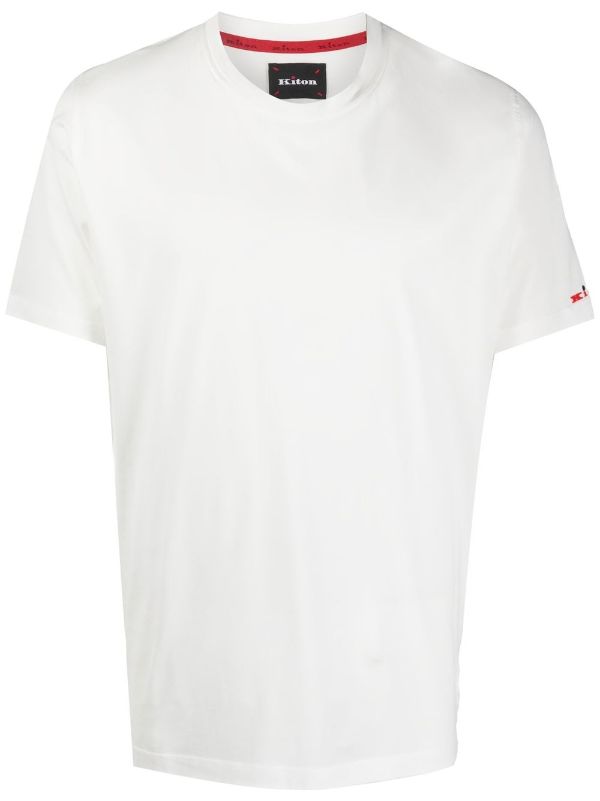 playera con logo bordado 