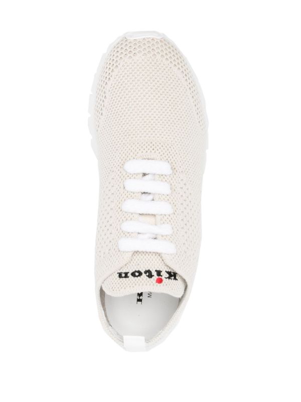zapatillas bajas totalmente perforadas 