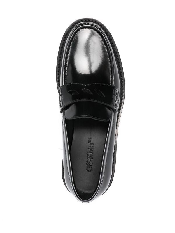 Mocasines de piel con rayas diagonales 