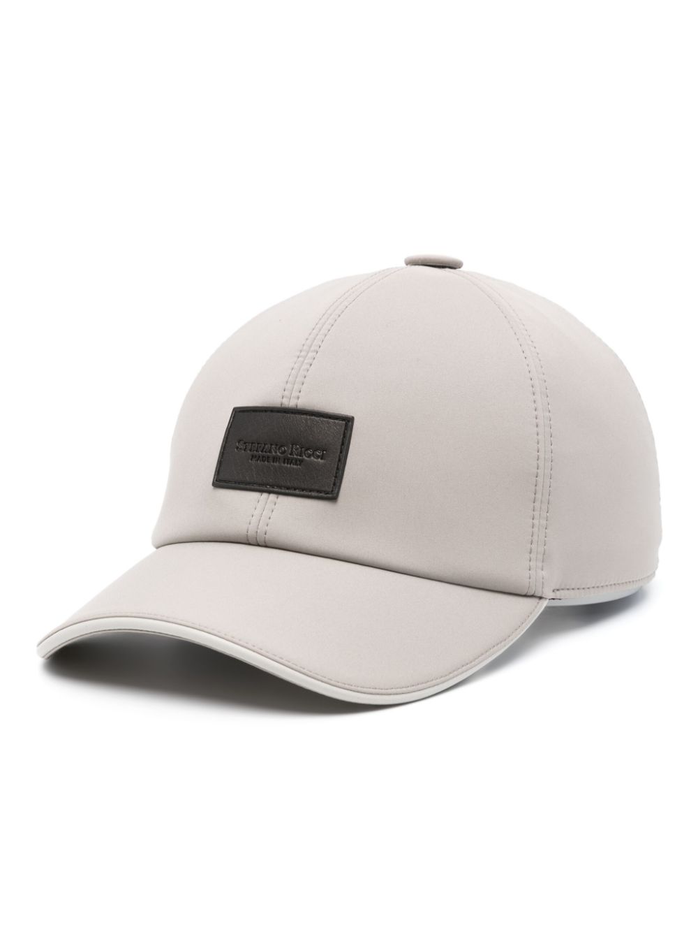 gorra de béisbol con parche del logo