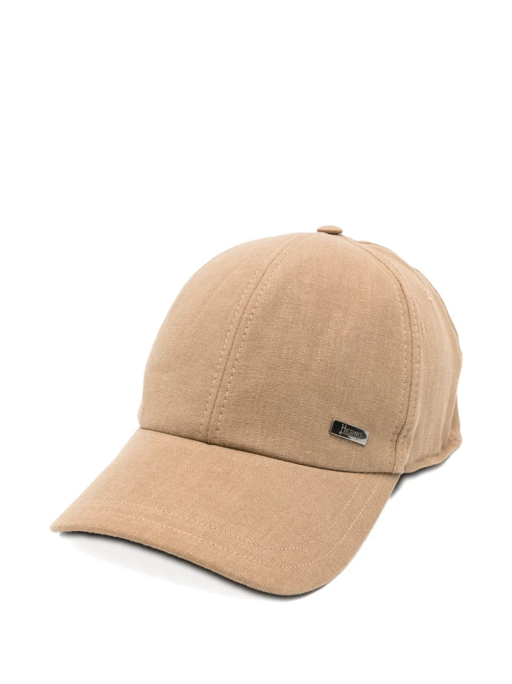 gorra de béisbol con placa del logo