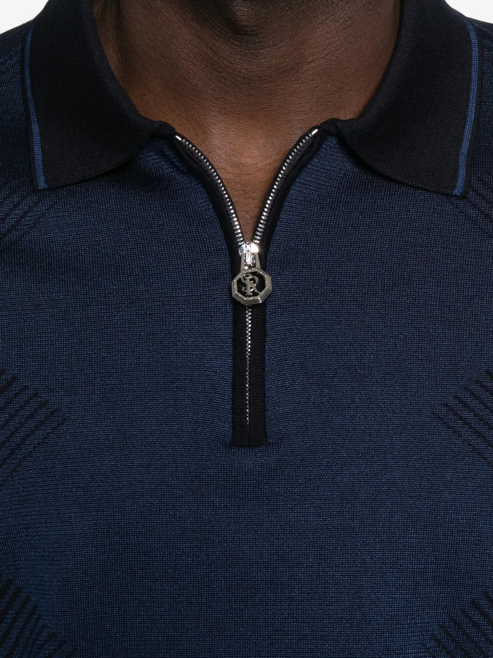 zip-fastening patterned polo shirt