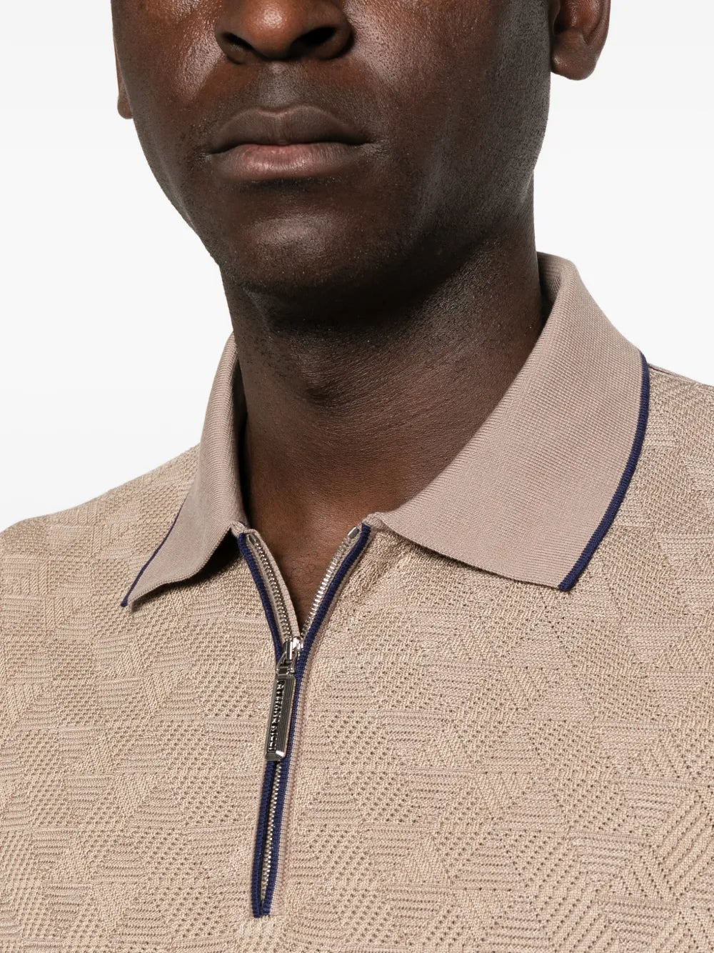 patterned zip-fastening polo shirt