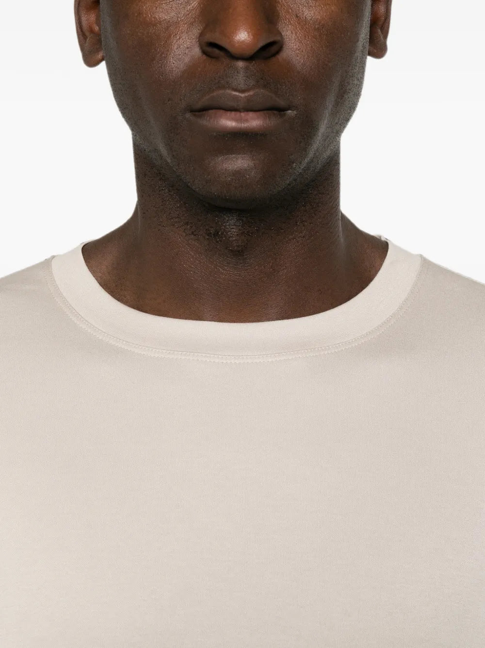 crew-neck short-sleeve T-shirt