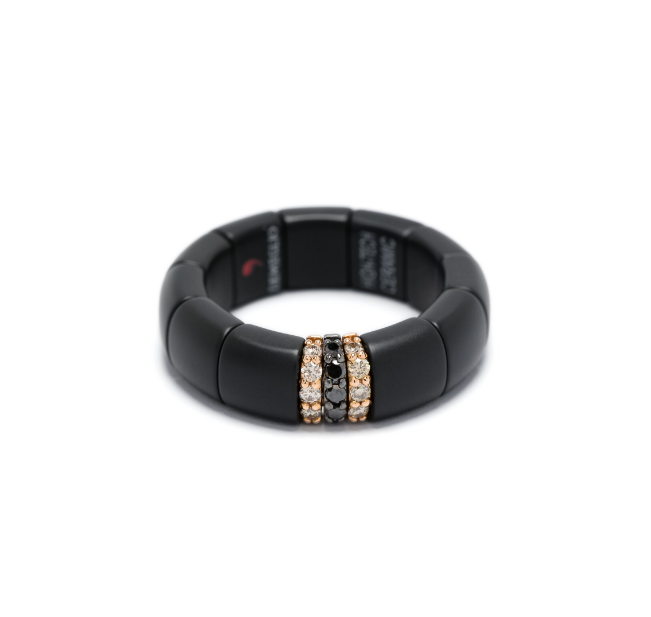 anillo en oro rosa de 18kt con diamantes 