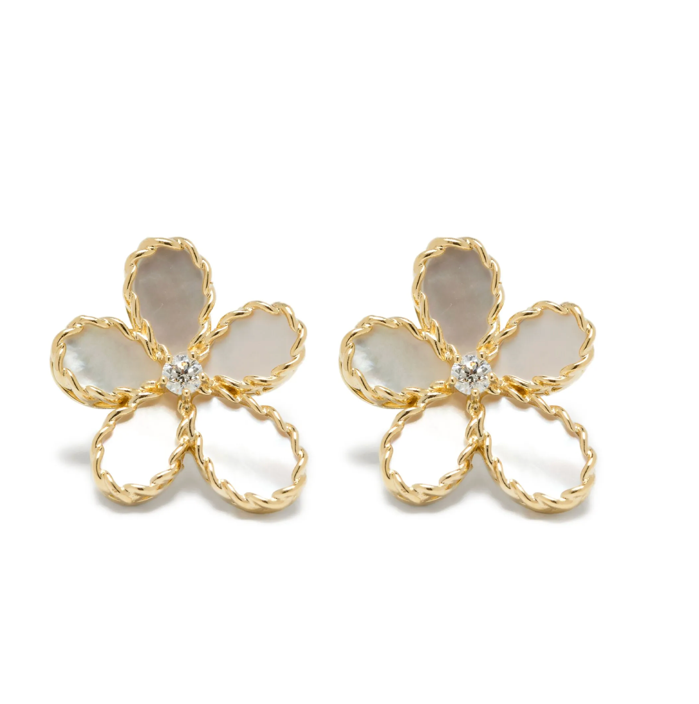 Pendientes de flor de nácar y diamantes de oro amarillo