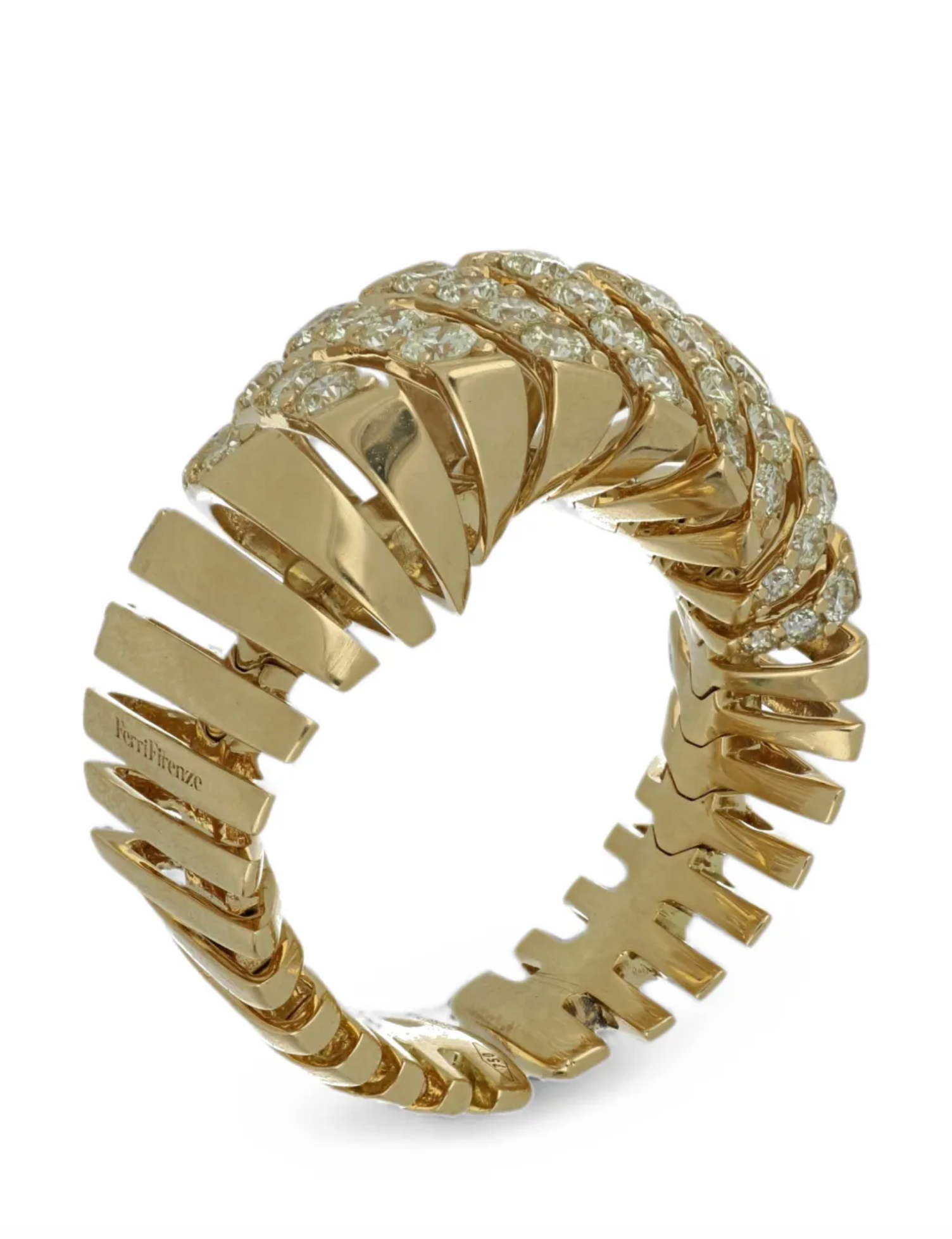 Crescendo diamond ring