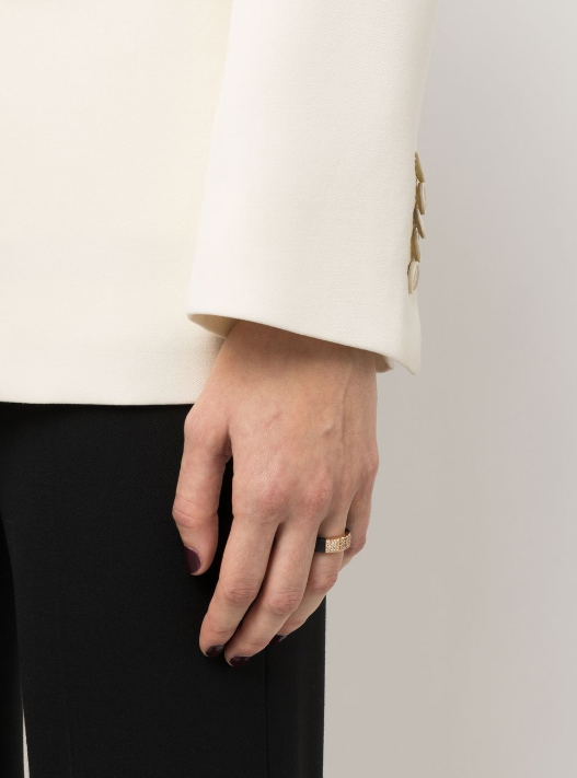 anillo en oro blanco de 18kt con diamantes