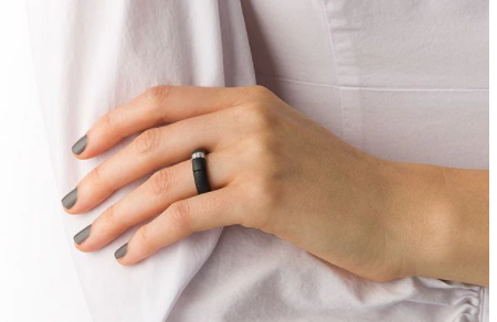 anillo Pura en oro blanco de 18kt, diamantes y cerámica negra 