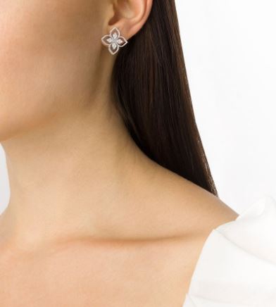 aretes Princess Flower Dubai en oro blanco de 18kt con diamantes 