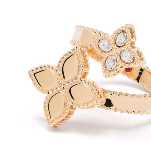 anillo Princess Flower en oro amarillo de 18kt con diamantes 
